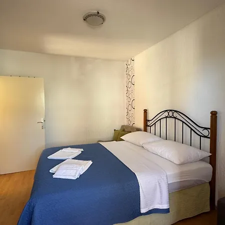 Binka Apartman *
